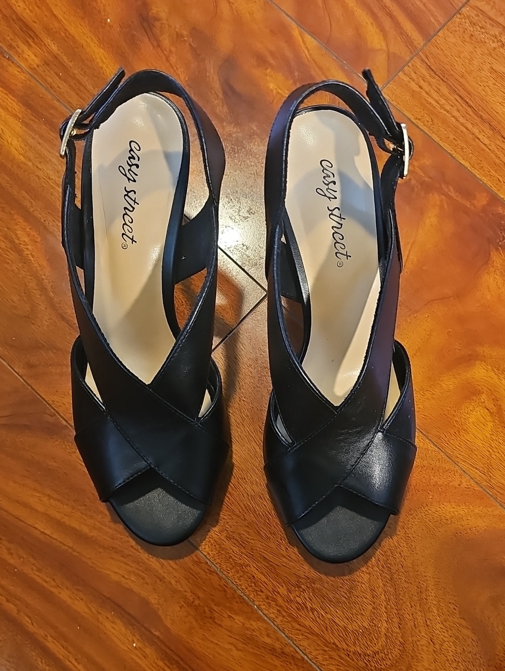 Easy Street Christy Black Crossover Slingback Dress Sandals Sz 8